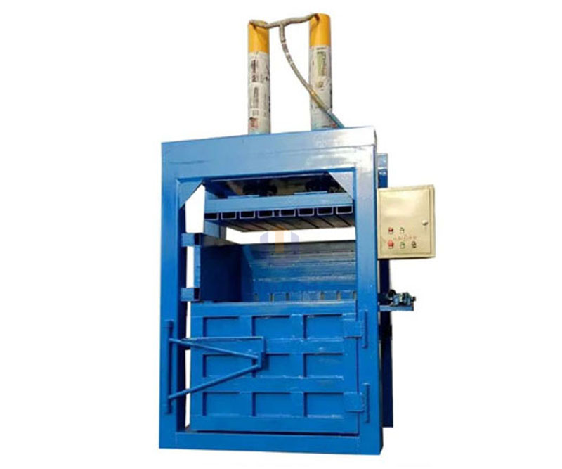 Large Vertical Baler